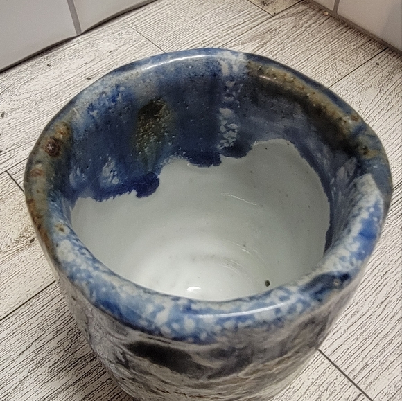 Beautiful Ceramic cup.by R P - Picture 2 of 4